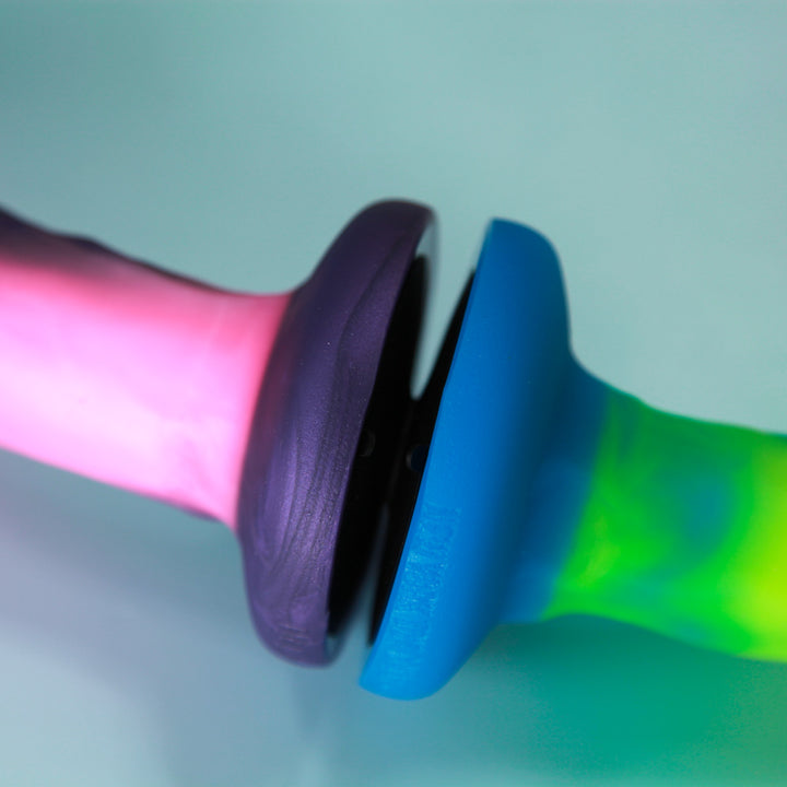 Double-sided suction cup toy mount, matte black, New York Toy Collective
